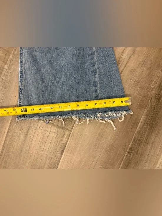 Ariat Western Light Wash Raw Hem Flare Jeans Size 26R - Picture 9 of 10